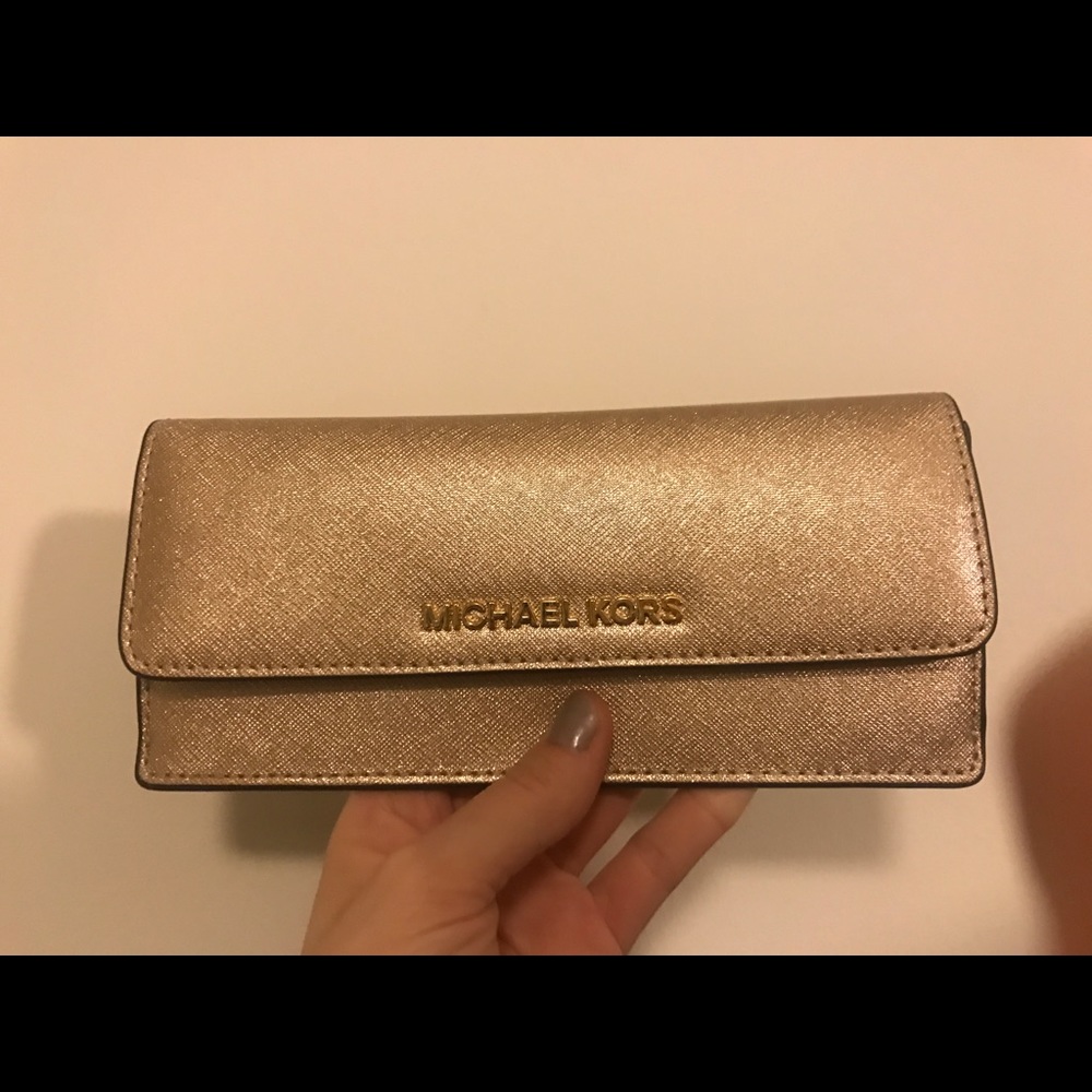 Michael Kors Saffiano Wallet